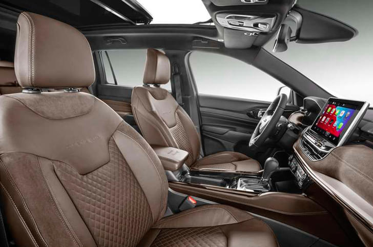 Jeep Meridian Front Row Seats